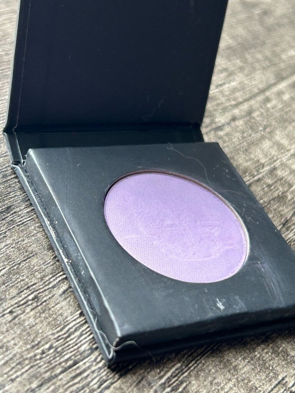 Younique Moodstruck Pressed Eye Shadow Refill – Crafty, Authentic, Magnetic - Picture 4 of 6